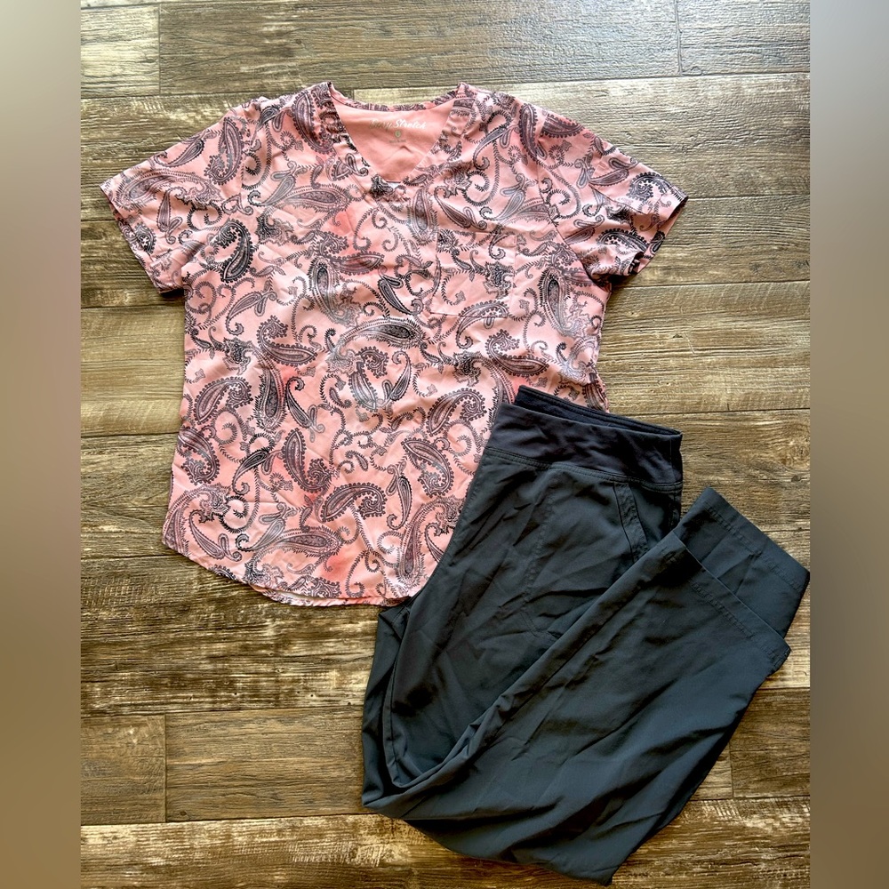 Easy Stretch matching scrub set